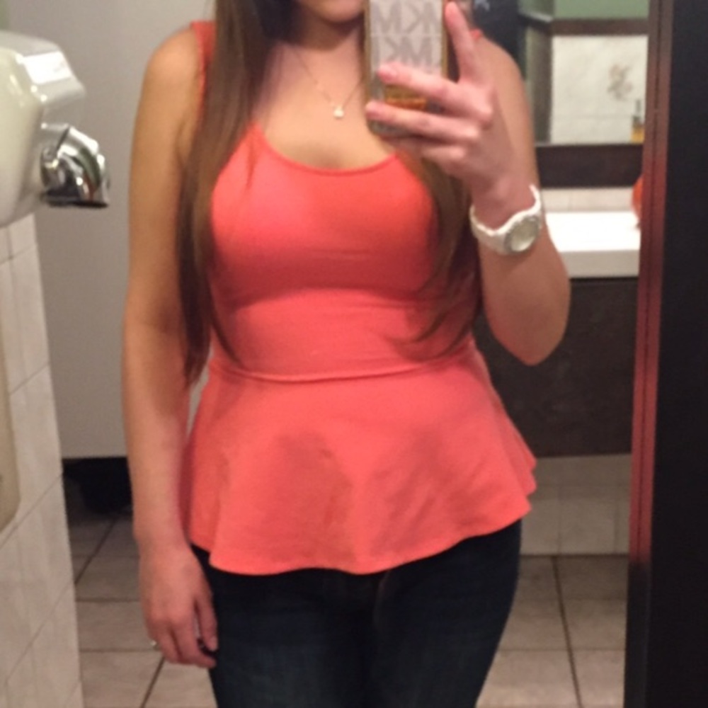 ⭐️3 for $20⭐️ Plus shipping Express Peplum